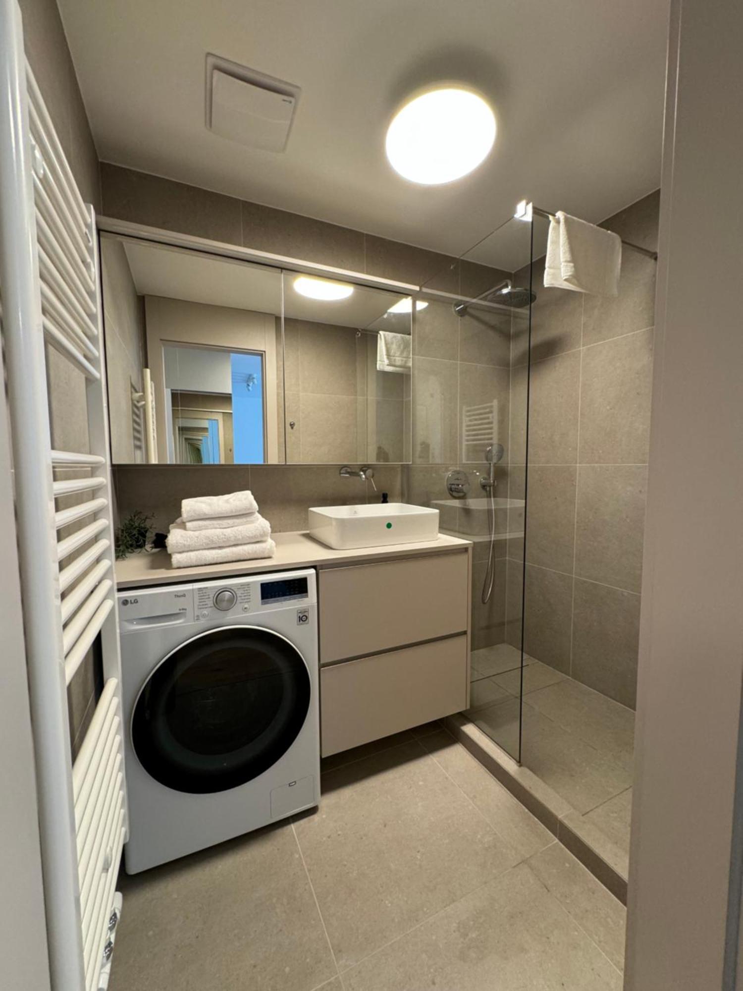 Aurora Apartments Bratislava Luaran gambar