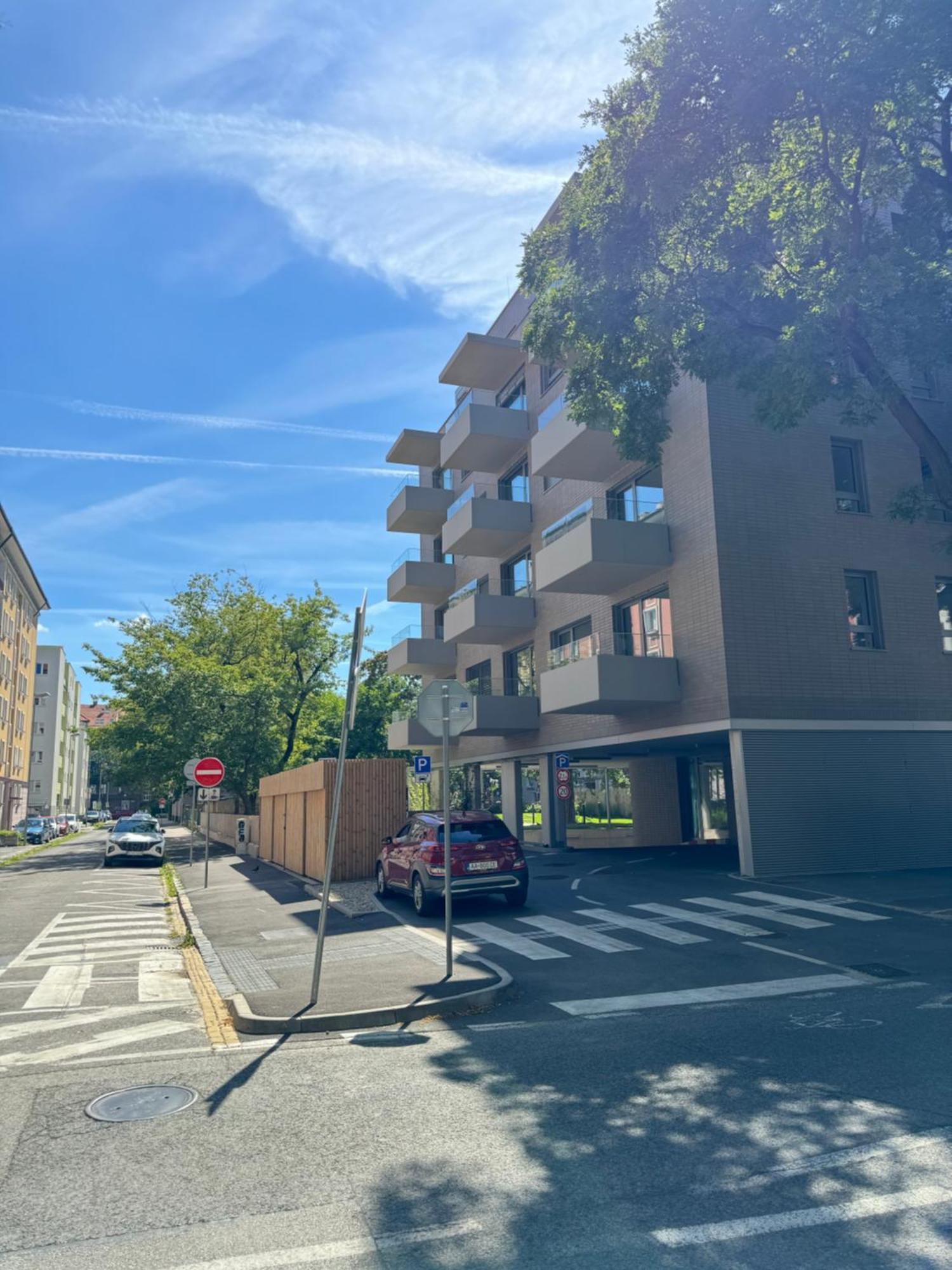 Aurora Apartments Bratislava Luaran gambar